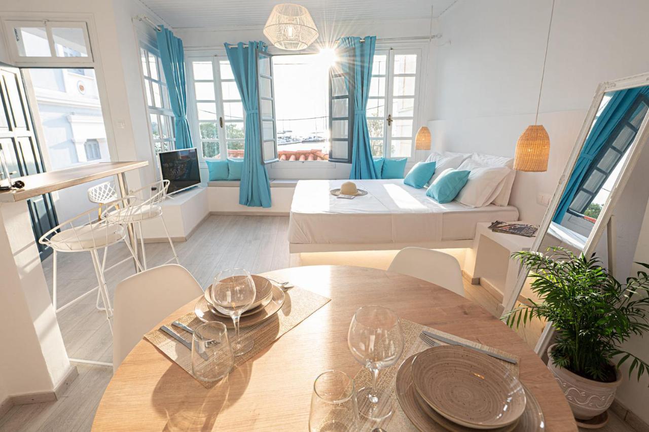 The White Rose Apartment Poros Town 外观 照片