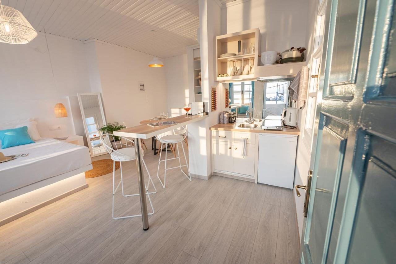 The White Rose Apartment Poros Town 外观 照片