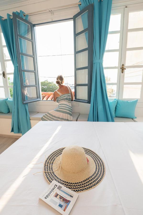 The White Rose Apartment Poros Town 外观 照片