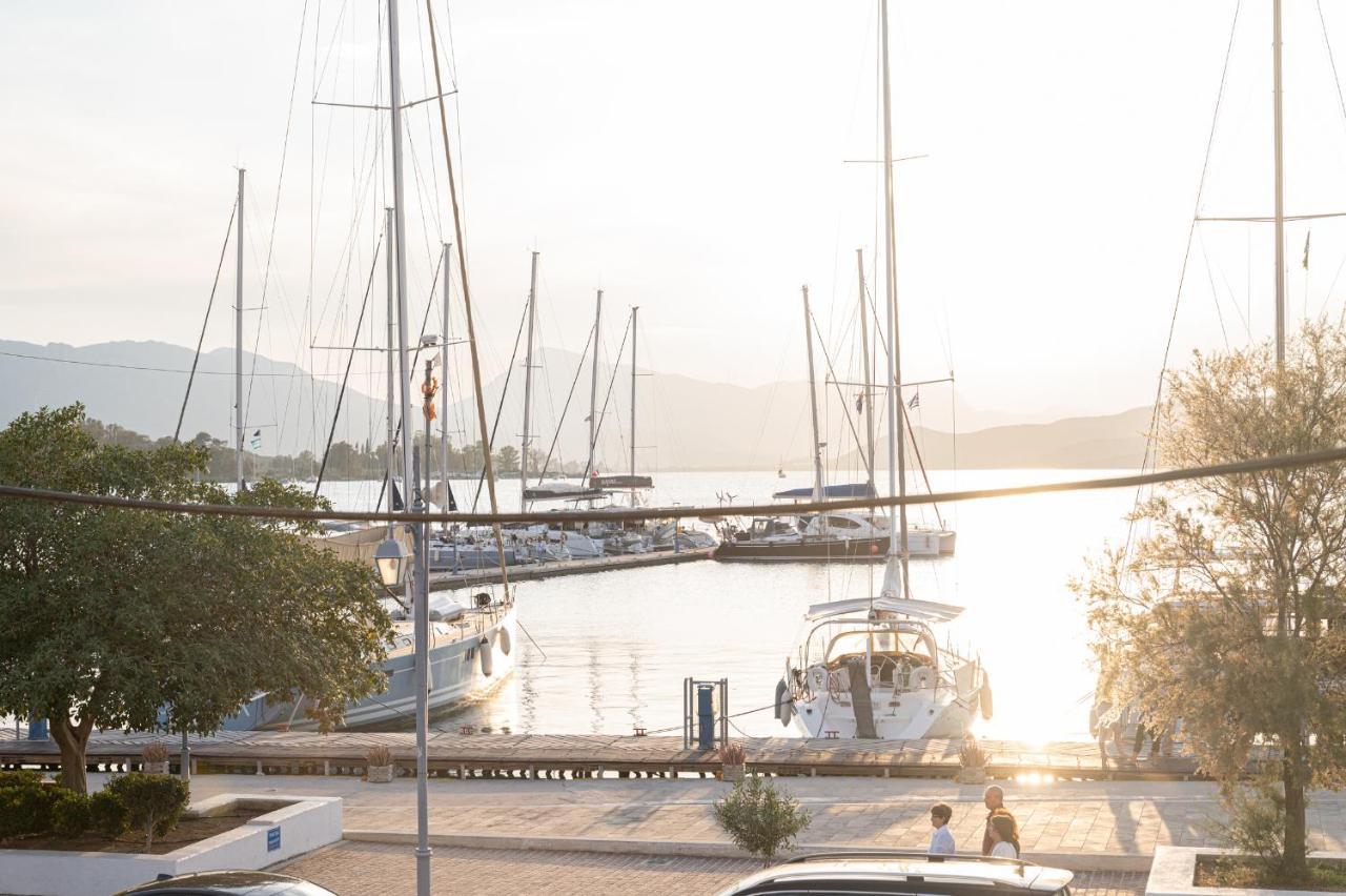 The White Rose Apartment Poros Town 外观 照片